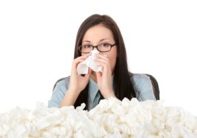 0114_sick-woman-tissue_485x340.jpg